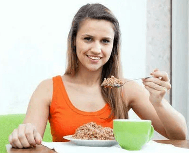 ميزة اتباع نظام غذائي الحنطة السوداء